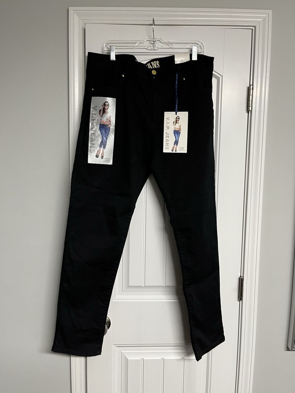 VIP BLACK BUTTLIFT ANKLE  jeans womens size 21/22 regular NWT 42 Waist STRETCH
