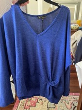 Dsquared2 Women s Designer Knit Top   Size 1X...