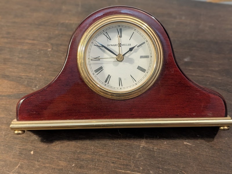 Vintage Howard Miller Mantle Alarm Clock #613489.