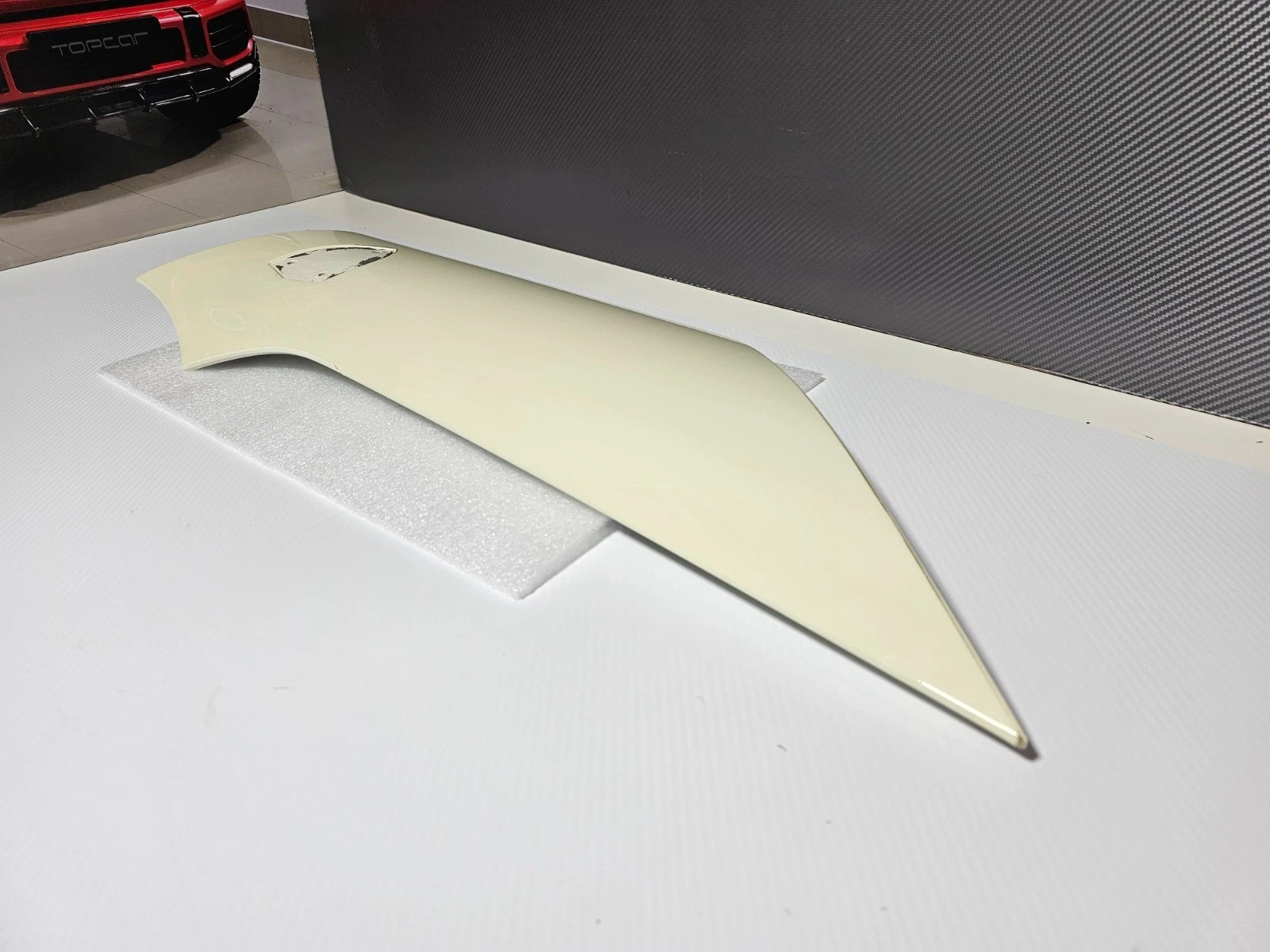 Ferrari F12 Berlinetta OEM Left Fender 2012 2013 2014 2015 2016 2017