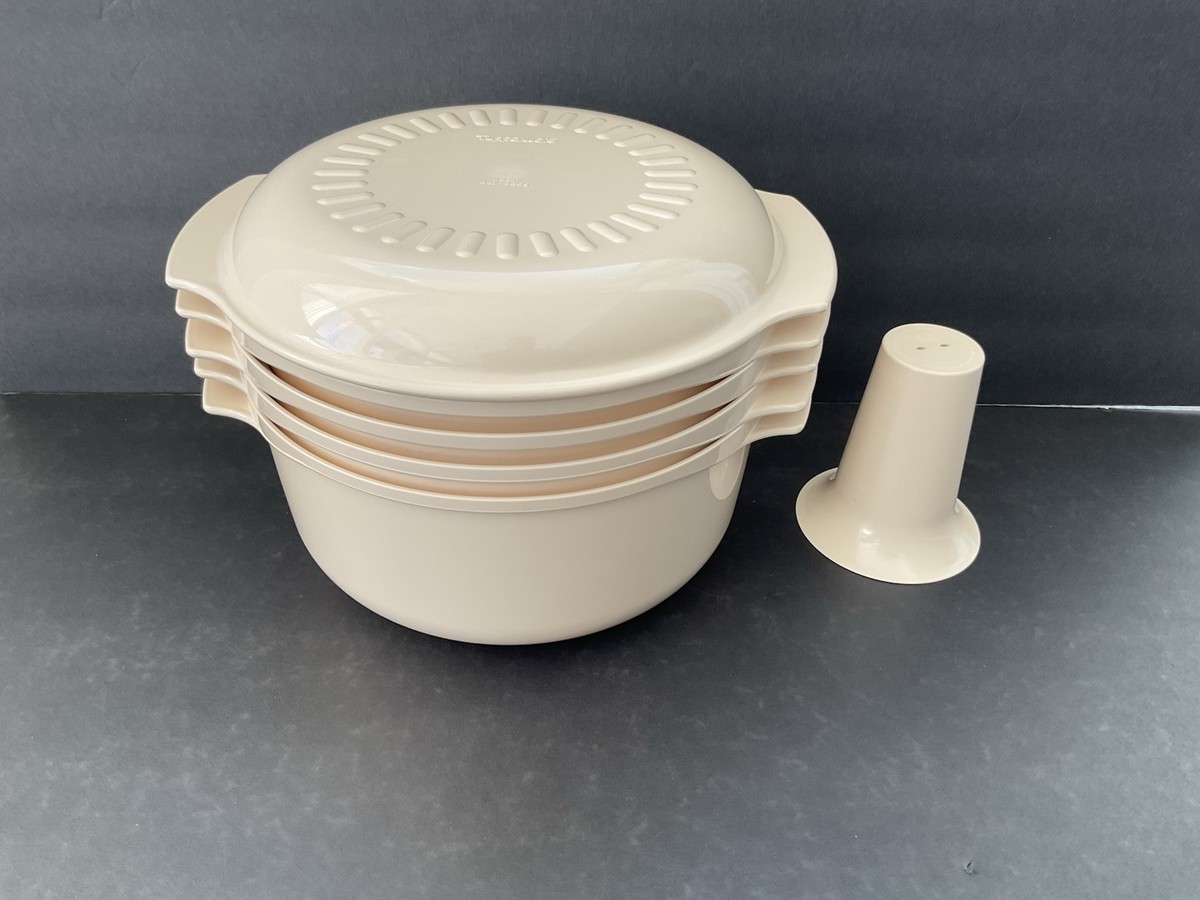 Tupperware Ultra 21 6 Pc Microwave Ovenware-3 QT, Colander & Cone