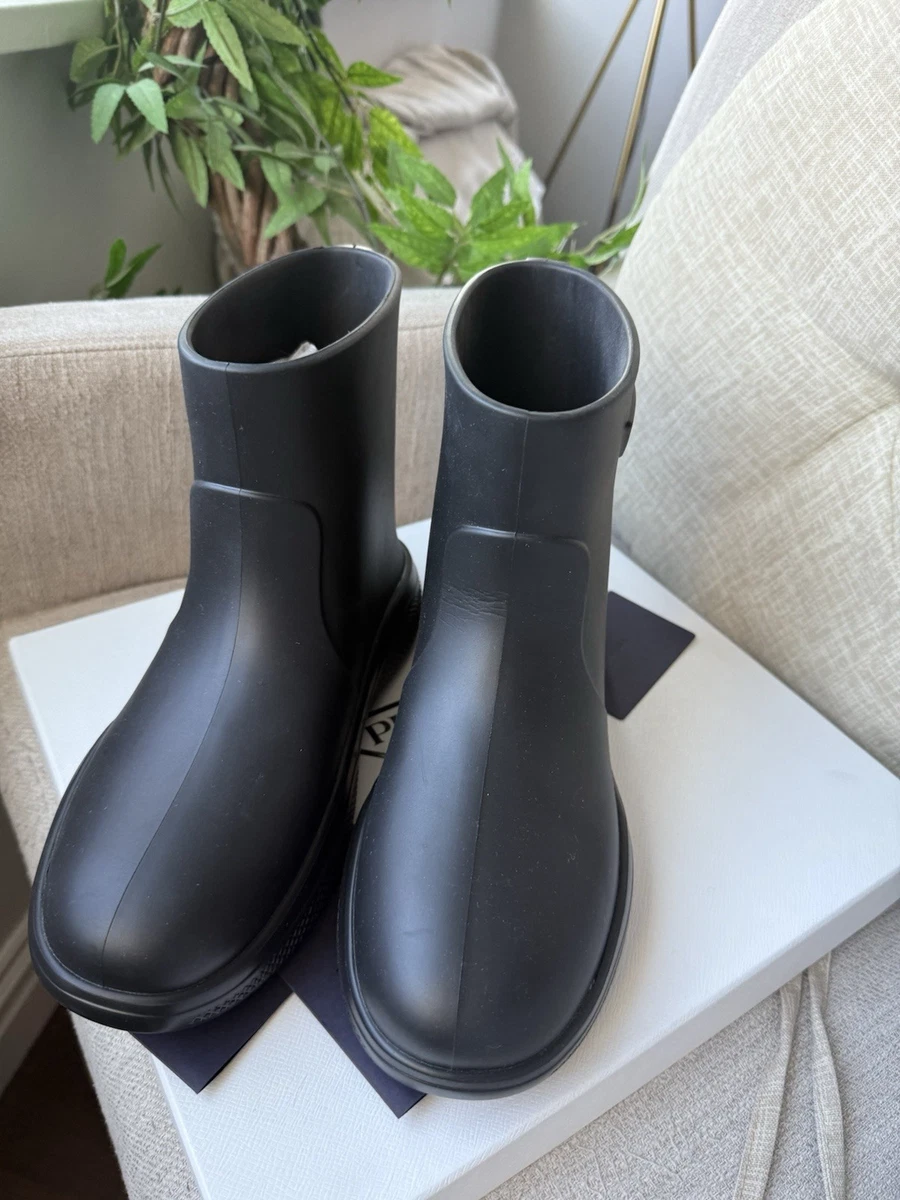 靴 PRADA CALZATURE DONNA RAIN BOOTS Prada Rubber Logo Pull-On Rain Booties size 36 | eBay