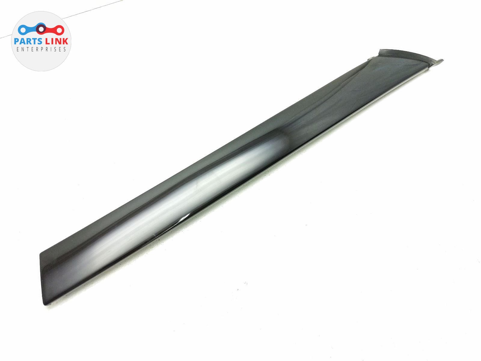 Ferrari California 2008-2014 Front Left Outer Outer window seal