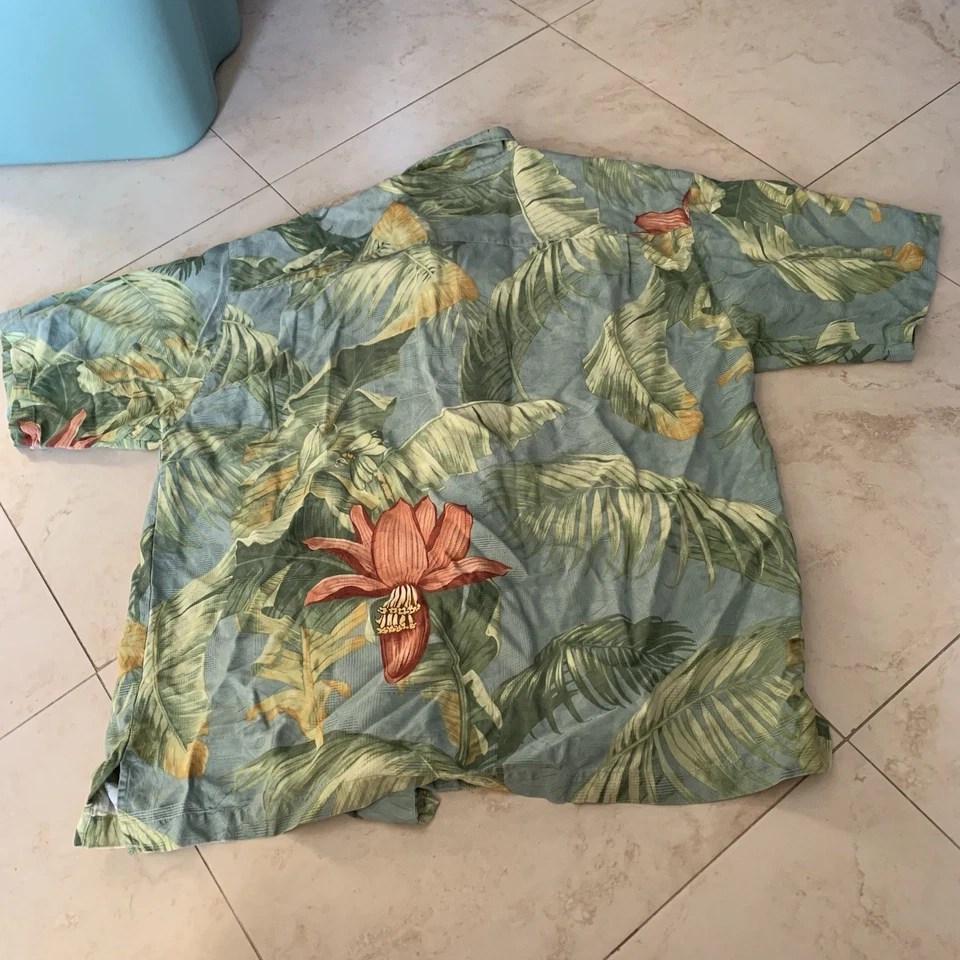 Camisa masculina Tommy Bahama tamanho XL gráfica de seda botão floral palmeiras - Imagem 2 de 4