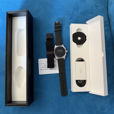 Montblanc Summit Lite Smartwatch 43mm Gehäuse mit Kautschukarmband