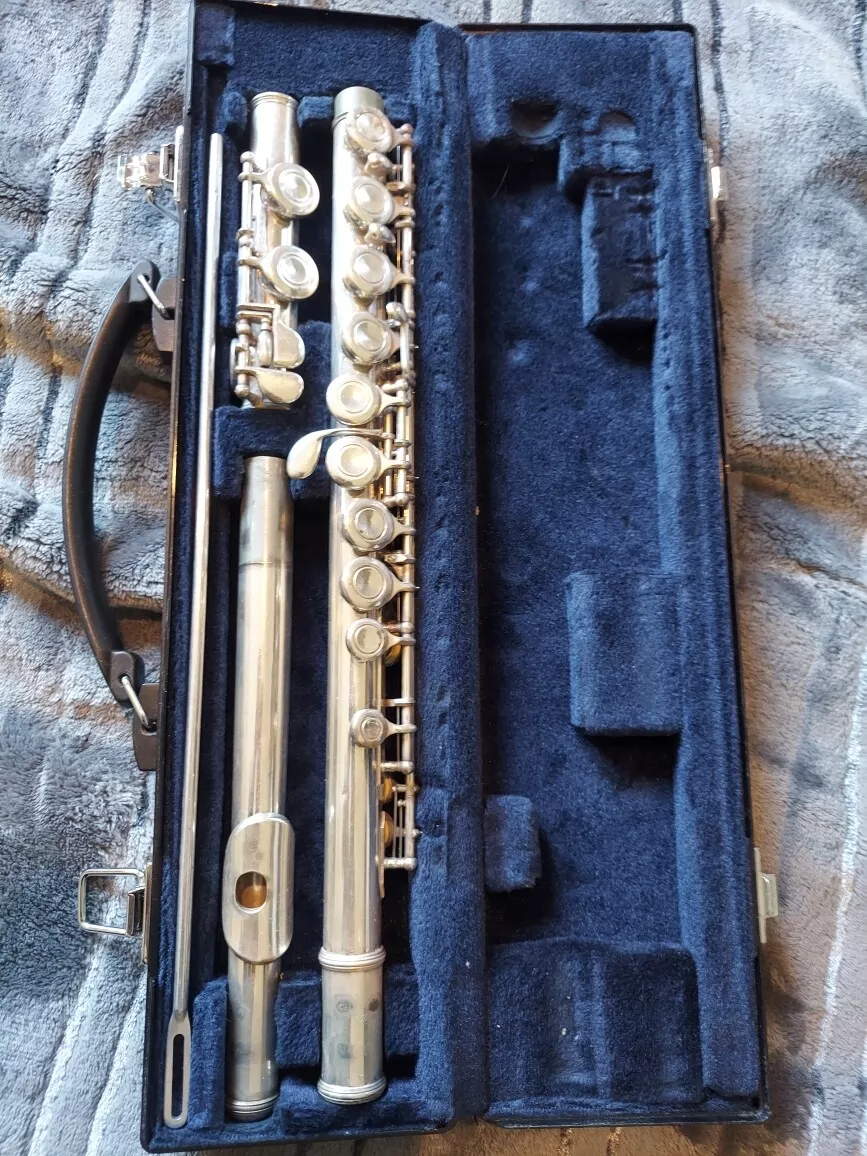 Yamaha YFL-221 Flute, Japan, Good Condition, with cleaning rod eBay