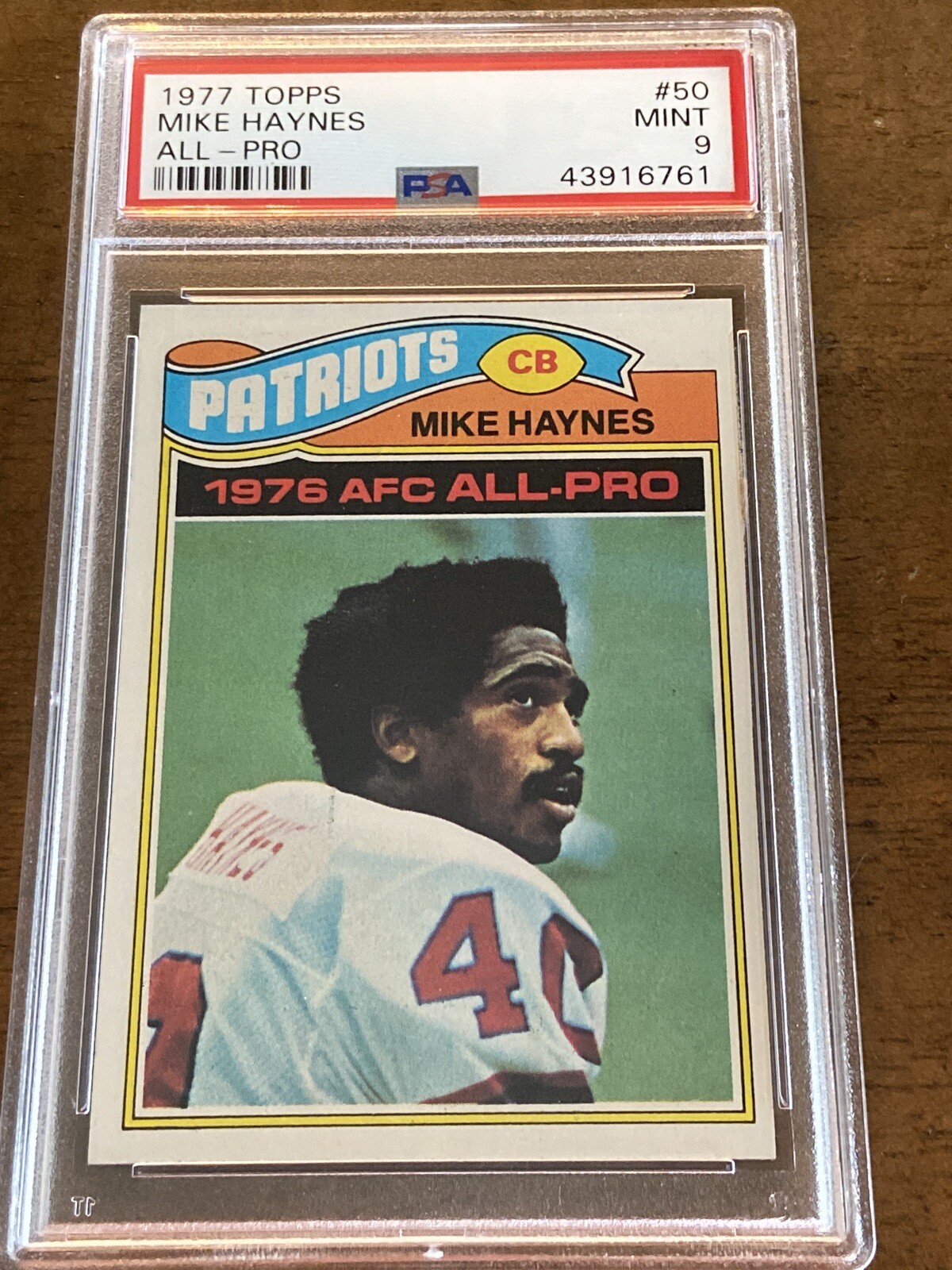 1977 Topps Mike Haynes All-Pro #50 PSA Mint 9 Patriots CB