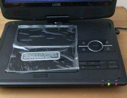 LOGIK 10” Black Portable DVD Player With Power Cable /Remote WORKING - Picture 6 of 20