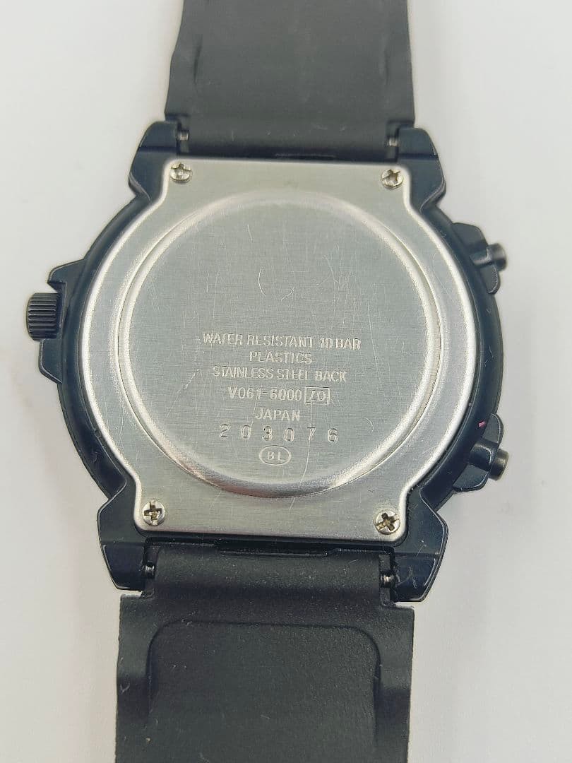 ALBA Seiko Watch CorporationV061-6000 Astro Boy Digital and Analog 