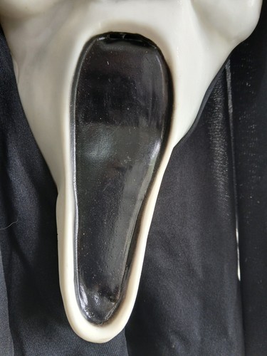 Vintage Scream Ghostface Mask Gen 2 Tagged ASIS New Old Stock - Picture 9 of 11