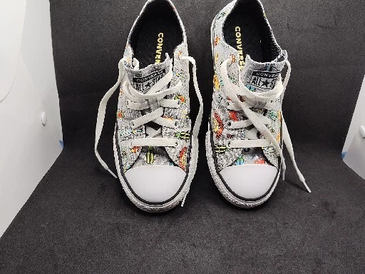 Very hotsell kids converse