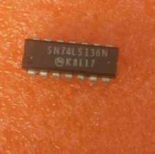 1pcs F74LS136PC Logic Gates Quad 2-Input Exclusive-Or Fairchild DIP14 Dc: 80