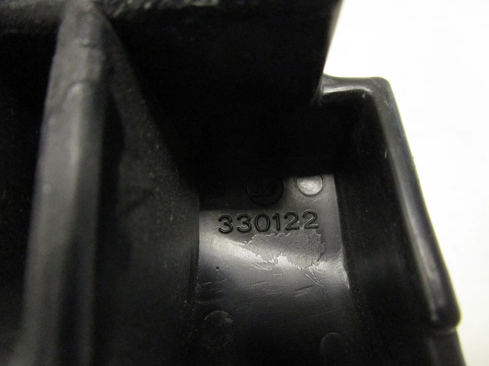 OMC EVINRUDE JOHNSON TROLLING MOTOR GUIDE PORT PAIR (2) 330122 MARINE BOAT - Image 3 of 4