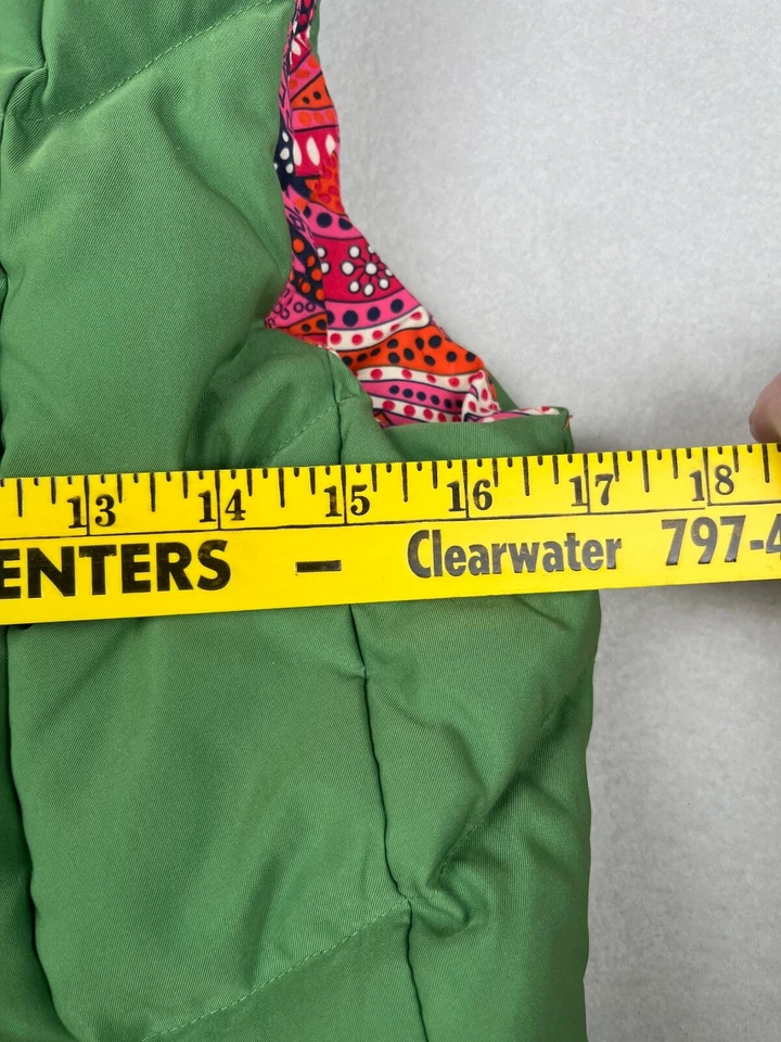 Chaleco acolchado Lilly Pulitzer verde con cremallera talla pequeña Foto 4 de 4