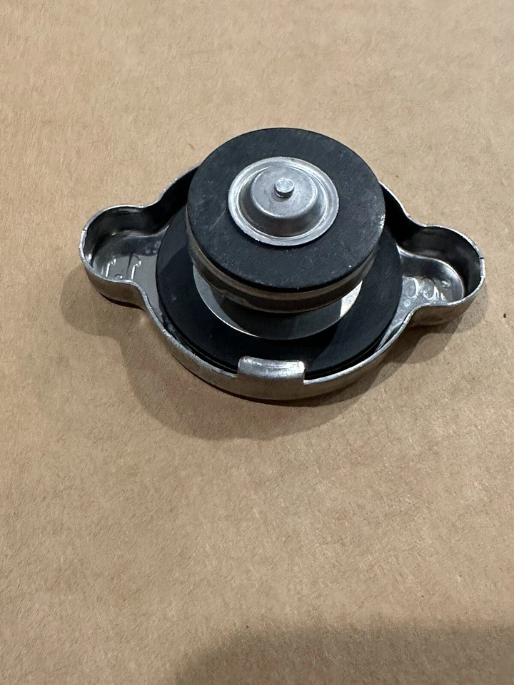 Genuine Radiator Cap Assy for 13-18 Hyundai Azera Elantra Equus Santa Fe Sonata - Image 3 of 4