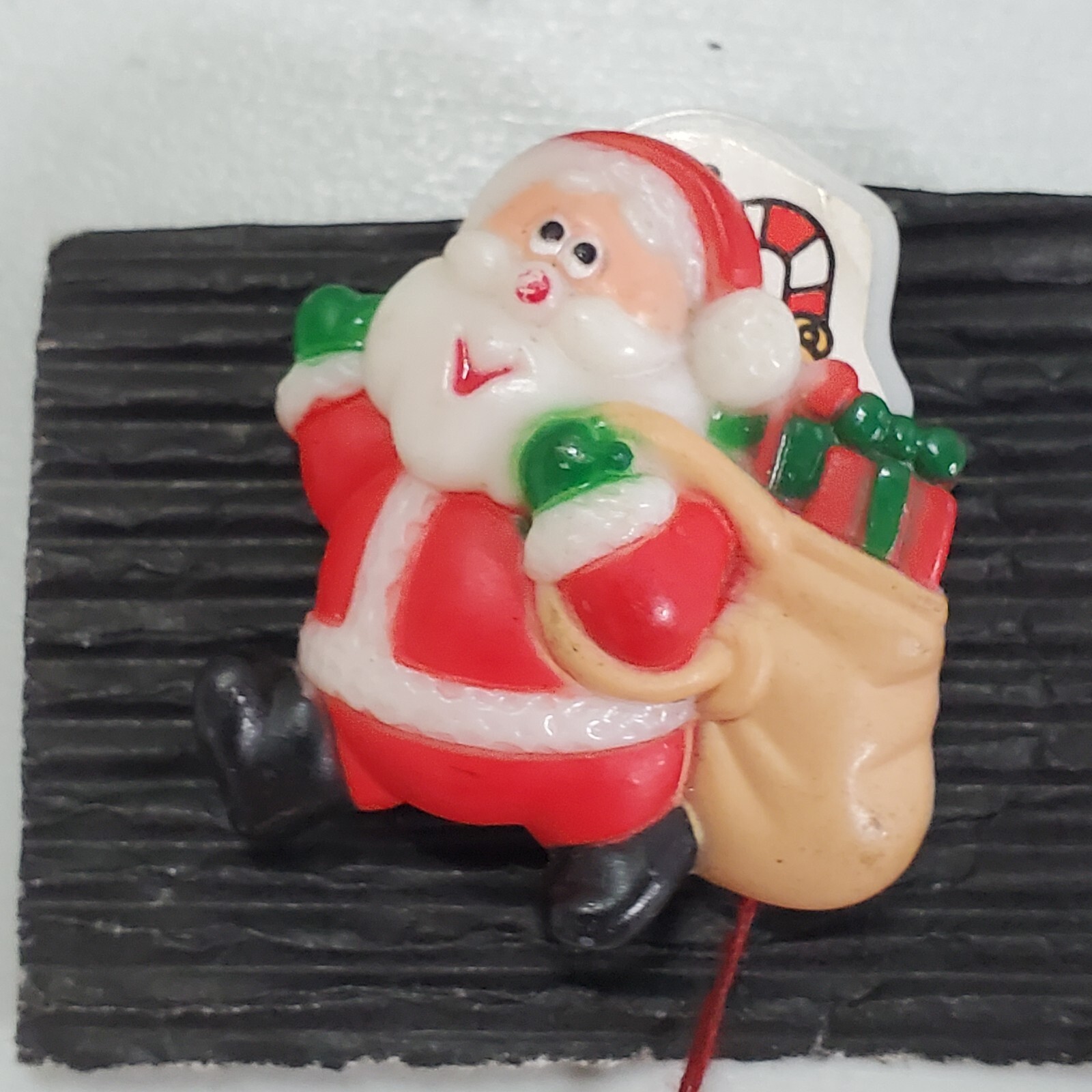 Lot of 8 Christmas Brooches Pins Vintage Snowman Santa Clause Fashion