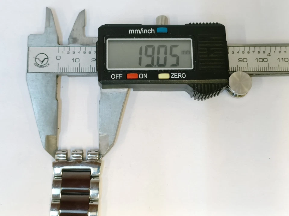 BANDA USADA CORREA MUESTRA ACERO INOXIDABLE Y CERÁMICA BANDA ANCHO 19,MM Foto 2 de 4