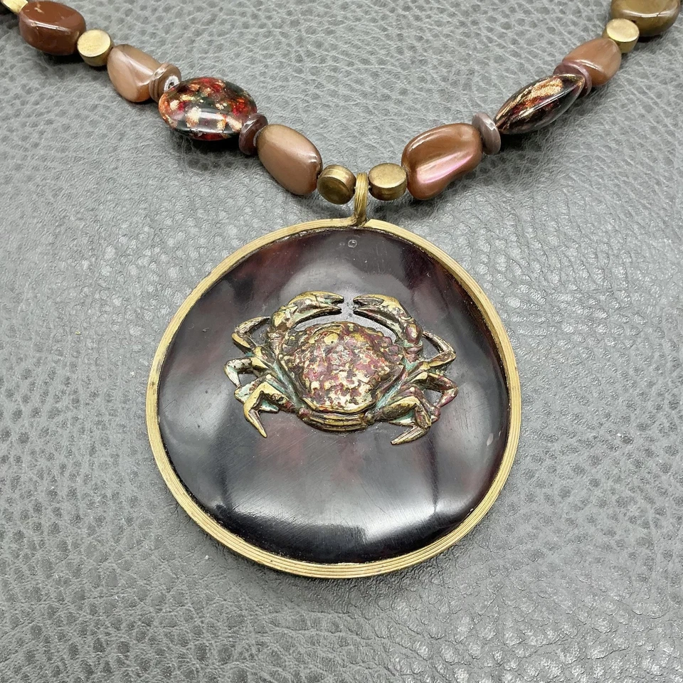 Vintage Artisan Crab Pendant Necklace Mixed Stone Glass Beads Bronze Signed 21 - Image 3 of 4