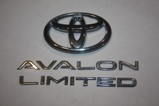 2013 2014 2015 Toyota Avalon Limited Rear Trunk Deck Lid Chrome Emblem Set Oem 2013 2014 2015 Toyota Avalon Limited Rear Trunk Deck Lid Chrome Emblem Set Oem