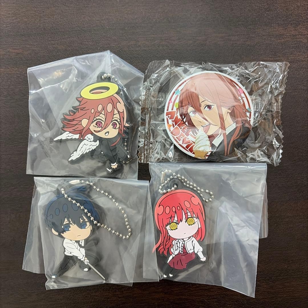 Chainsaw Man Reze Angel's Devil Keychain Set + Badge