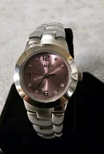 ⌚️Timex Quartz Silver Tone Round Pink Dial Watch💧Water Resistant Nice