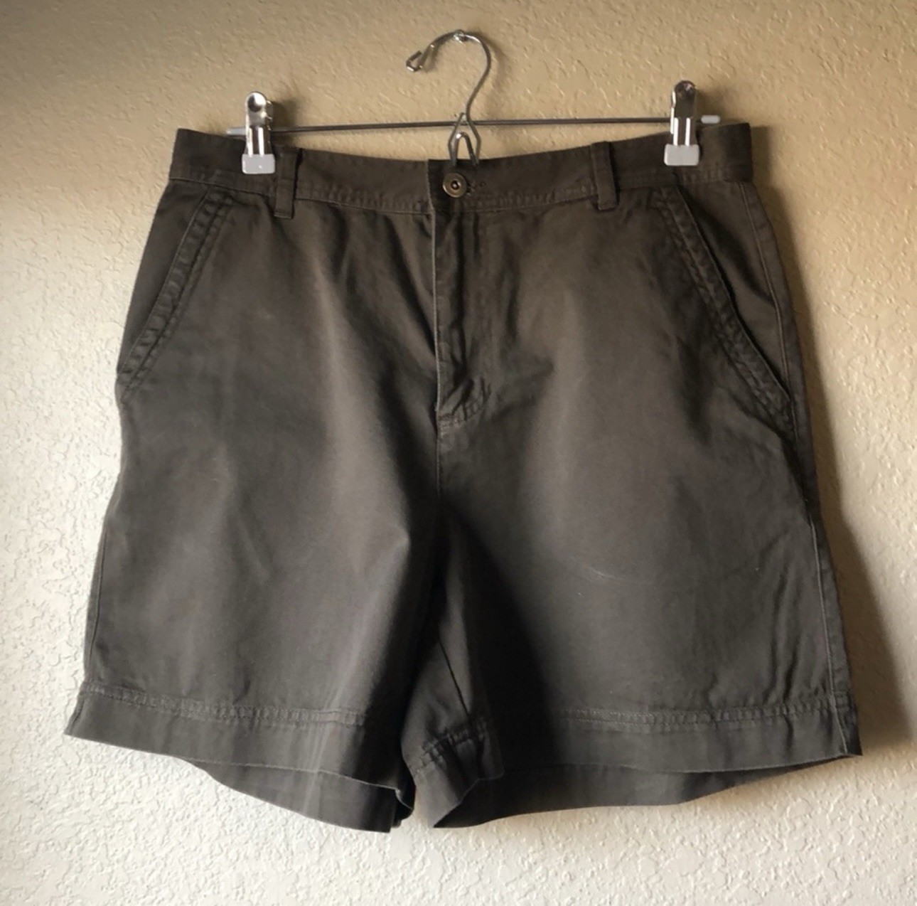 Women’s Shorts Vintage Y2K Liz Claiborne Brown Bermuda Shorts Women’s Size 12