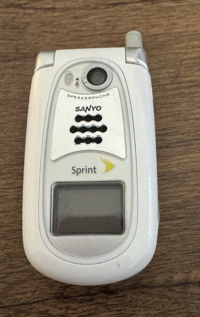 Vintage Sanyo Sprint Flip Phone Qualcomm 3G CDMA Cell Phone
