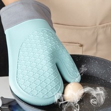 New Cute Silicone Kitchen Oven Glove Mitts Heat Resistant Oven Microwave Glove