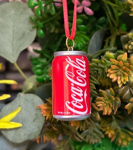 Handmade COCA COLA CAN BAUBLE car hanger HANGING decoration XMAS tree COKE gift - 第 1/2 張圖片
