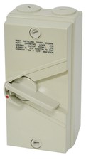 UFK3-35 WEATHERPROTECTED 3POLE 35A SURFACE SWITCH IP66