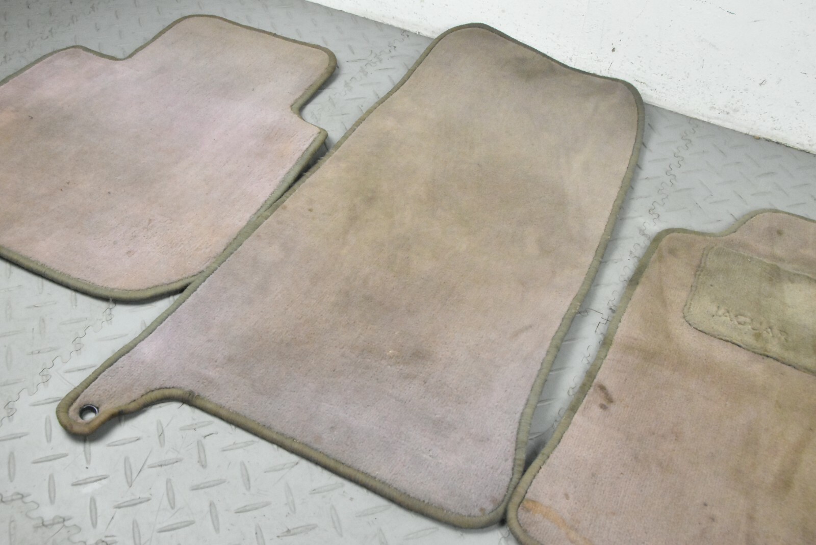 JAGUAR XJ6 X300 XJ8 X308 LWB INTERIOR CARPET OVER FLOOR MATS SET CREAM
