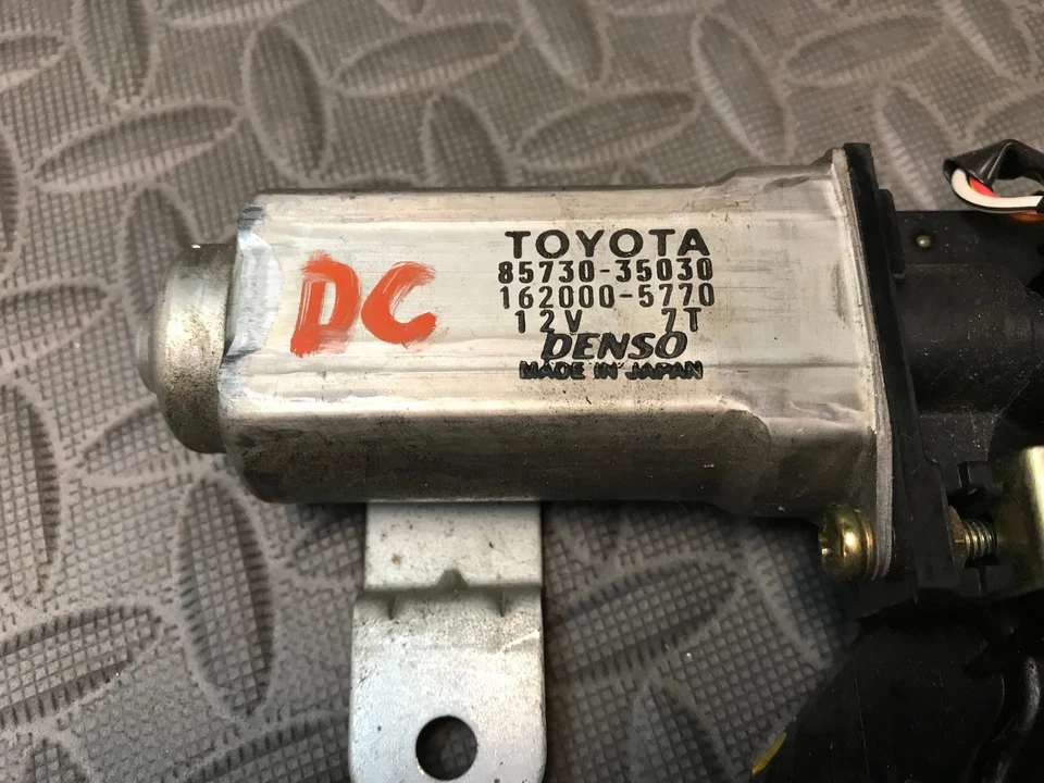 96-02 Toyota 4Runner SUNROOF MOTOR 85730-35030 OEM 1996 1997 1998 1999 2000 2001 - Изображение 2 из 4