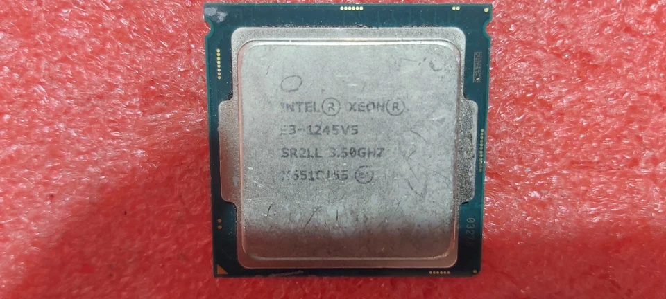 Lot of 8 Intel Xeon E3-1245V5  CPU SR2LL UPS Shipping Make Offers! - Image 4 of 4