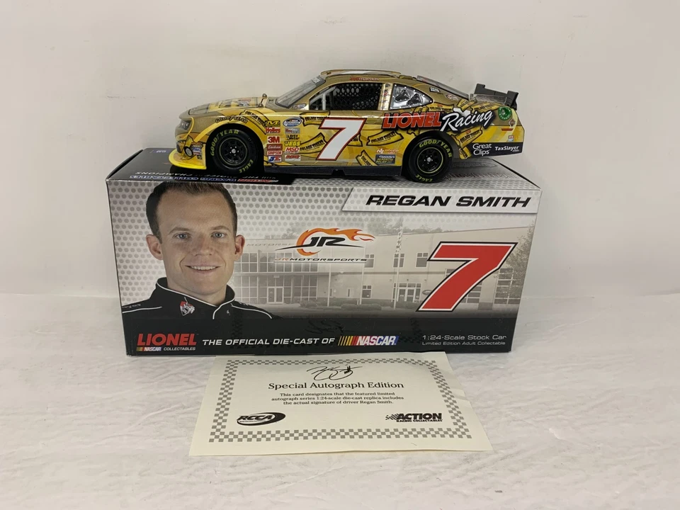 Lionel Racing Nascar #7 Regan Smith boleto dorado autografiado Camaro 124 diecast Foto 2 de 4