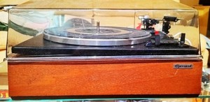 Platine Vinyle Garraud SP 25 MK III – Bois Clair – 33/45/78 Tours – Très Bon État