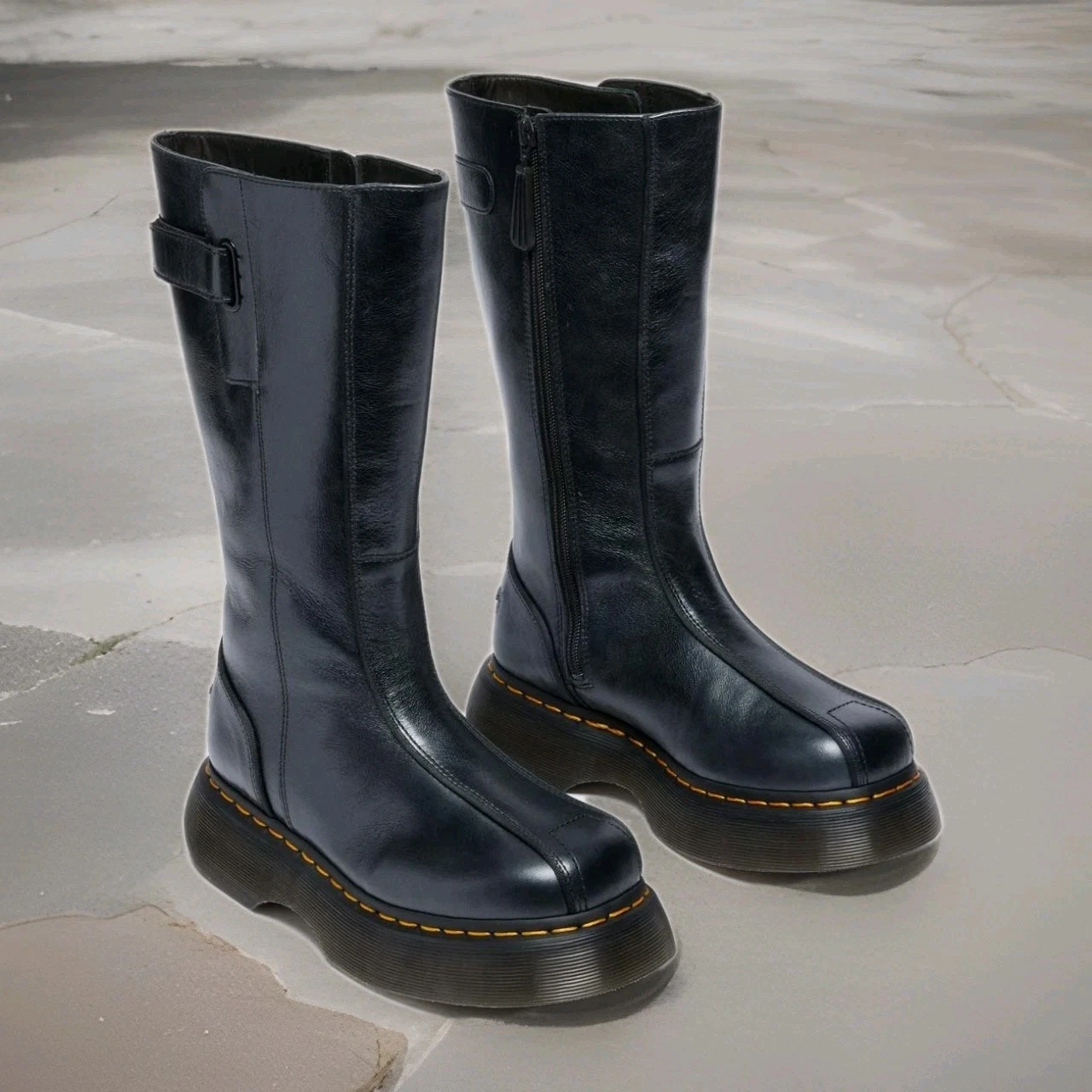 Dr Martens Buzz Hi Black Eclipse Leather Boots *FREEPOST* Size UK4
Opens in a new window or tab