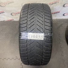 255 35 R19 96Y XL VREDESTEIN WINTRAC,  Tread 6.2mm (G4433) Puncture Repair