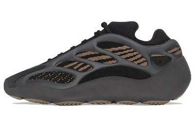 Yeezy 700 V3 Clay Brown - GY0189