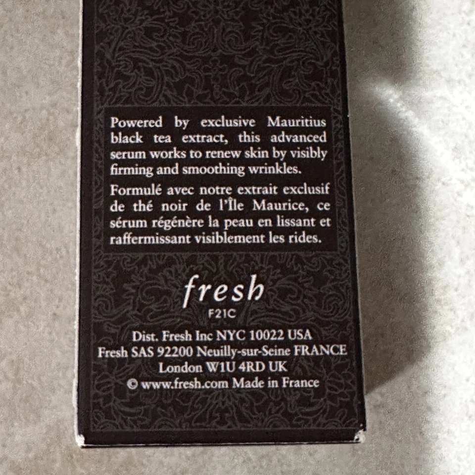 Suero renovador de té negro fresco - Fórmula reafirmante y suavizante 50 ml 1,6 fl oz Foto 4 de 4