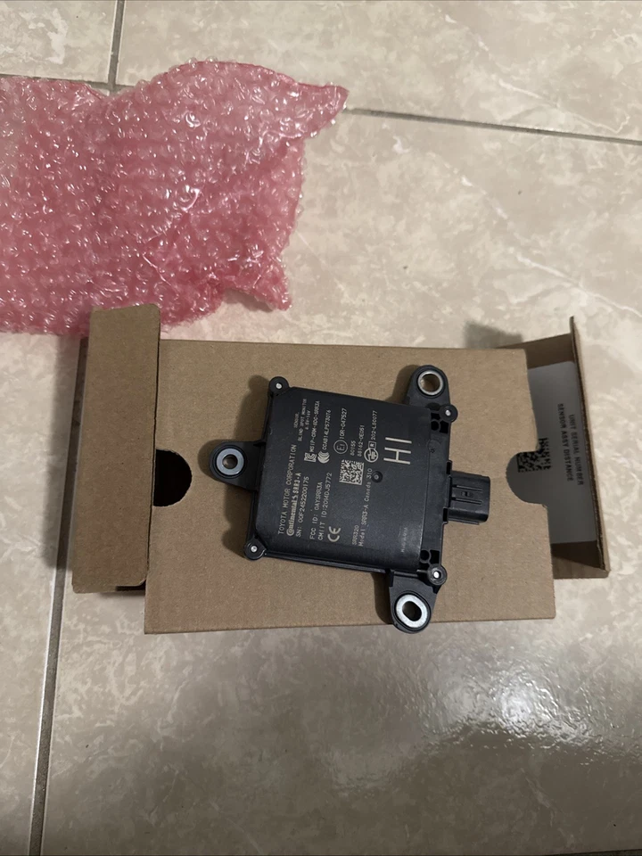 OEM | 2017 -- 2019 Toyota Highlander BLIND SPOT Module Sensor #88162-0E051 - Image 2 of 3