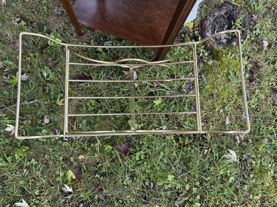 Hollywood Regency años 60, taburete o silla de tocador envejecido, banco de bajo perfil Foto 2 de 4