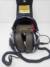 Vintage Pioneer SE-305 Over Ear Headphones Pa...