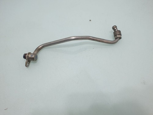 Volkswagen PASSAT B8 2022 Diesel 110kW Turbolader Ölleitung Ölschlauch