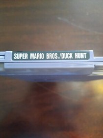 NES SUPER MARIO AND DUCK HUNT WITH CASE 1985