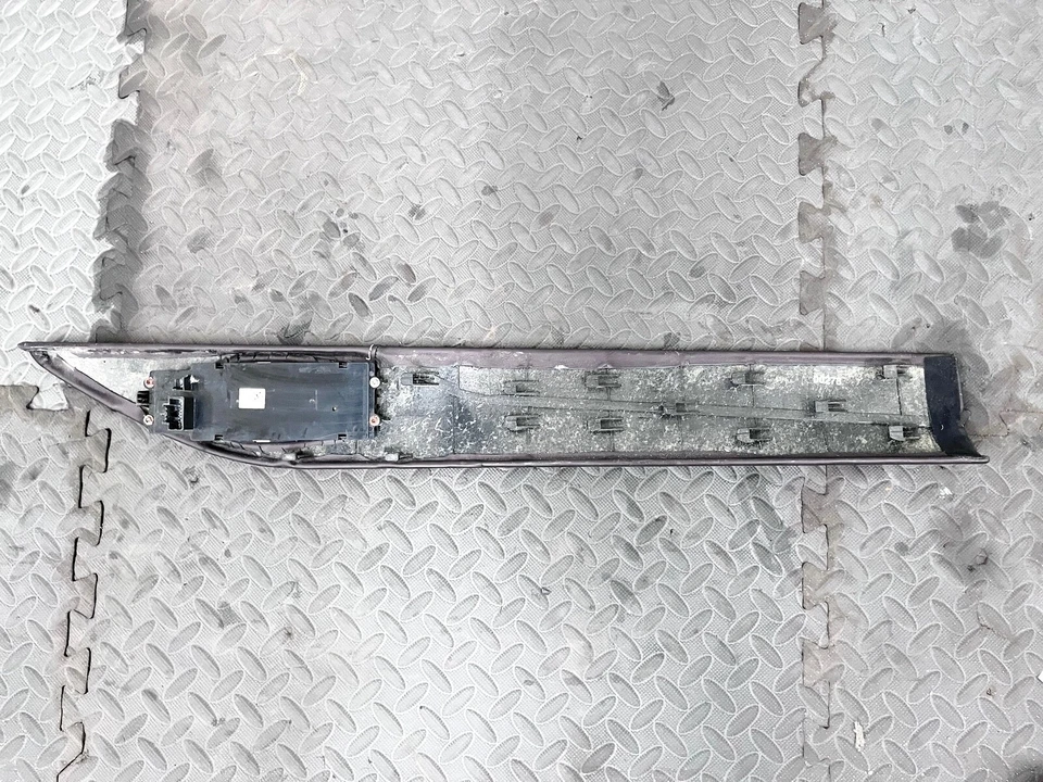 17-23 ASTON MARTIN DB11 RIGHT PASS RH SIDE SWITCH CONTROL MODULE COVER PANEL OEM - Image 2 of 4