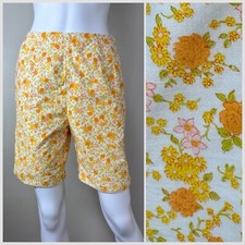 Vintage 1960s Orange Floral Shorts Size XS Side Zipper 60s Cotton Summer