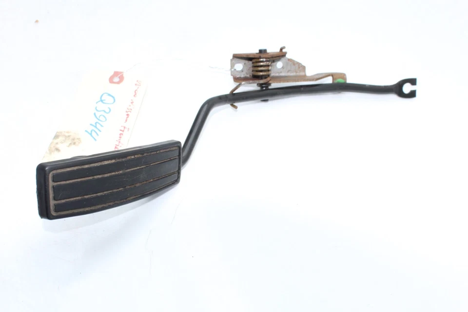 Pedal de aceleração a gás Nissan Frontier 98-04 Q3944 - Imagem 2 de 4