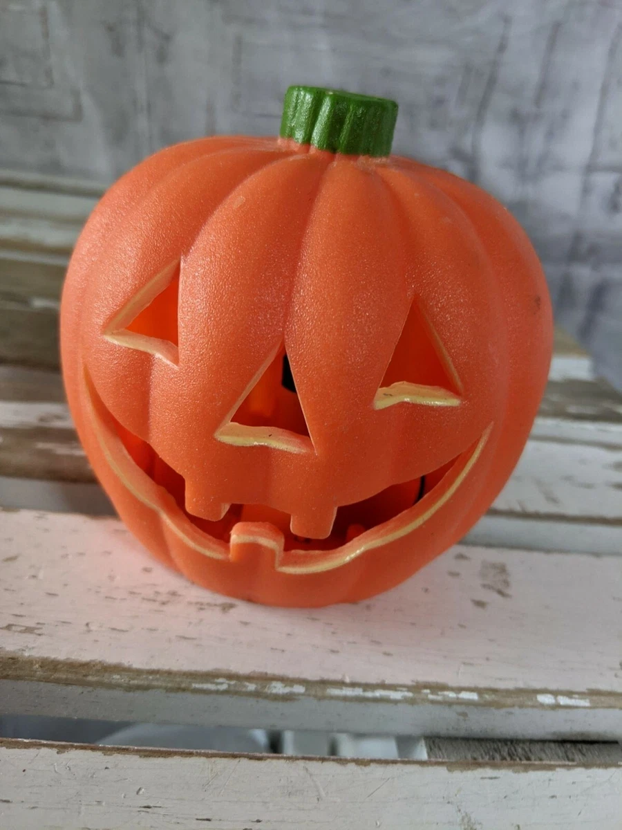 Flickering sale pumpkin light