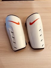 PARASTINCHI NIKE BIANCHI