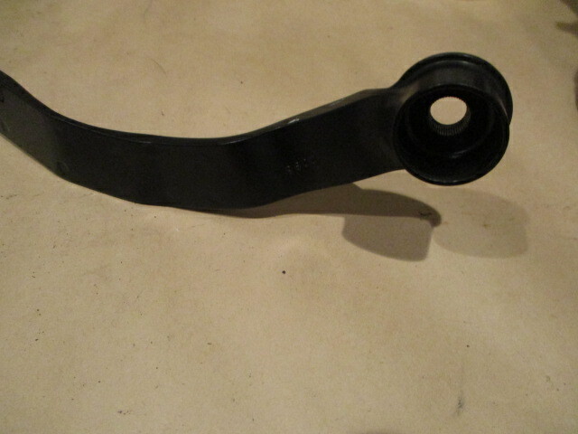 Maserati GranTurismo - RH Passenger Windshield Wiper Arm (LHD) - P/N 80065900